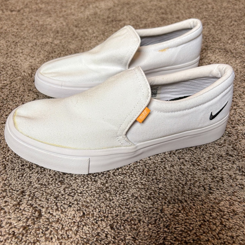 White Slip-On Nike sneakers/ vans